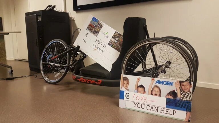 Revant ontvangt € 8.714 van AMGEN Singelloop Breda 2018